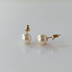 8.0-8.5mm Cream White Akoya Pearl Stud Earrings - Marina Korneev Fine Pearls Akoya Pearls, Light Cream, Pearl Stud Earrings, Pearl Studs, Minimalist Earrings, Creamy White, Gold Studs, Cultured Pearls, Cream White