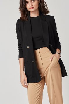 Add some flair to your formal wear with our ponte blazer. A neutral camel tone colour is paired with a relaxed double-breasted design and with chic gold-tone details. Perfect for layering, complete your professional look by teaming it up with your shirt or blouse. 72% Viscose, 23% Nylon, 5% Elastane. Tailored Jacket Women, Black Jacket Outfit, Work Outfits Frauen, Work Capsule, Weather Outfits, Look Formal, Professional Outfits Women