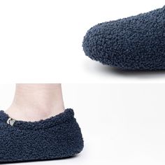 As you slip into these Teddy Fleece slippers, tranquility washes over you. Curling up on a plush couch, your favorite book in hand, while your feet sink into the cozy warmth of these slippers. The closed back design ensures a secure fit as you move around effortlessly. With a memory foam insole providing customized cushioning, every step feels like walking on clouds. These soles are designed to let you step noiselessly, Embrace the tranquility of your surroundings while experiencing the utmost c Plush Couch, Acrylic Toes, Loafer Slippers, Walking On Clouds, Closed Toe Shoes, Stitch Lines, Slipper Socks, Walk On, Womens Slippers