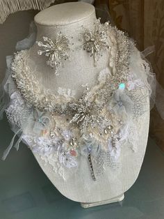 One of a kind Embellished White Jewelry For Festive Occasions, Festive White Embellished Jewelry, Embroidered White Jewelry For Party, White Embroidered Jewelry For Party, Ice Flowers, Seed Beading, Altered Couture, Flowers Handmade, Set Necklace