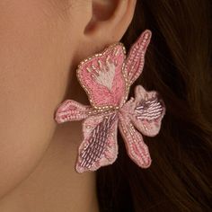 Details: oversized floral studs beaded pink lightweight materials: imitation rhodium plated brass stainless steel post Measurements: 2.75" L Embroidered Felt Earrings, Pink Flower Embroidery, Beading Flowers, Embroidered Products, Pastel Accessories, Embroidery Earrings, Felted Earrings, Mignonne Gavigan, Bead Embroidery Patterns