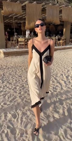 Zurie Maxi Dress Paris Fashion Summer, Elegant Slip Dress, Night Club Outfits, Flare Long Sleeve, Vacation Dress, Dress Women Elegant, Backless Maxi Dresses, Women's Evening Dresses, Vacation Dresses