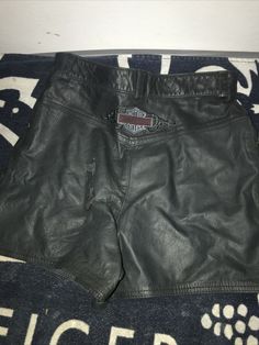 VTG 1993 Harley Davidson Black Leather Hi Waist Shorts Biker Motorcycle Sz10 90s. See pics for rough measurements Casual Black Bottoms For Biker Events, 90s Style Fitted Shorts With Pockets, Fitted Grunge Shorts For Streetwear, 90s Style Fitted Shorts For Streetwear, 90s Fitted Bottoms With Belt Loops, Grunge Fitted Streetwear Shorts, Harley Shorts, Black Vintage Fitted Shorts, 90s Black Summer Shorts