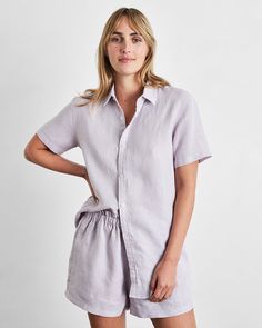 Meet your new loungewear must-have. Our 100% French Flax Linen Short Sleeve Shirt is just about the most comfortable way to spend your nights (and days). Featuring a relaxed fit and extended length that looks stylish tucked in or out, this effortlessly chic shirt will keep you cool under the covers thanks to its moisture-wicking fabrication and wide-fitting sleeves. Pair with our Linen Shorts for the ultimate summer set, or team this versatile essential with your favourite wardrobe staples. Linen Pajama Set, Linen Sleepwear, Bed Threads, Linen Short Sleeve, Linen Pajamas, Linen Bottoms, Chic Shirts, Linen Short, Sleepwear Sets