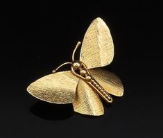 HARRY S. BICK 14K GOLD - Vintage Elegant Textured Butterfly Brooch Pin - GB158  Jewelry Type:          Brooch Pin   Metal Type:             14k Gold   Metal Size:              1.75" x 1.25"   Stone Type:             N/A   Condition:               N/A  Jewelry Weight:      5 Grams  PLEASE NOTE: THIS ITEM IS PRE-OWNED. ALTHOUGH MOST ITEMS ARE IN VERY GOOD CONDITION, SOME MAY NEED CLEANING AND/OR MINOR REPAIRS. WE MAKE A VERY STRONG EFFORT TO UPLOAD CLEAR PICTURES. PLEASE INSPECT ALL PICTURES AND ASK ALL QUESTIONS YOU MAY HAVE PRIOR TO MAKING A PURCHASE. NOT ALL STONES ARE GENUINE, SOME ARE ENHANCED OR CREATED. Hallmarked Yellow Gold Brooches For Evening, Hallmarked Yellow Gold Evening Brooch, Hallmarked Yellow Gold Evening Brooches, Evening Yellow Gold Hallmarked Brooches, Heirloom Gold Brooches For Formal Occasion, Heirloom Gold Brooches For Evening, Heirloom Gold Evening Brooches, Formal Fine Jewelry Gold Brooches, Gold 14k Hallmarked Brooches