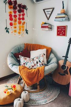 a room filled with lots of different types of furniture and decorations on the wall above