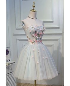 Get 10% off now! Buy light grey blue beautiful florals short prom homecoming dress strapless at cheap price online. Free stable shipping and pro custom service since 2009. Floral Tulle Prom Dress, Dresses With 3d Flowers, Cute Homecoming Dresses Short, Knee Length Prom Dress, Sweetheart Homecoming Dress, Homecoming Dress Short, Cute Homecoming Dresses, Formal Ball Gown, Green Tulle