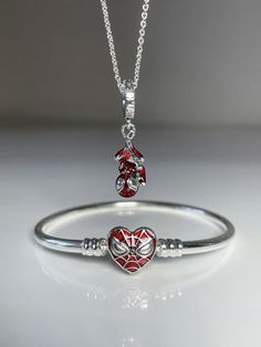 Pandora Charms Spiderman, Pandora Spiderman Bracelet, Pandora Bracelet Spiderman, Spider Man Pandora, Spiderman Jewelry, Spiderman Necklace, Spiderman Accessories, Spiderman Bracelet, Pandora Marvel