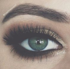 pinterest: @xpiink ♚ Gold Smokey Eye, Deep Set Eyes, Makeup Tip, Best Makeup Tips, Make Up Looks, Kiss Makeup, Long Lashes, Makeup Geek, Makeup Goals