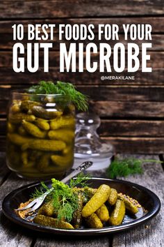 How to Reset Your Gut Microbiome | If you're trying to heal your gut, this post is for you! A healthy gut microbiome helps you digest food effectively, strengthens your immune system, regulates your metabolism, and communicates with your brain via the gut-brain axis. You digestion, mood, energy, skin, immune system, and sleep are all influenced by your gut, so keeping it balanced is key. Click for signs you need a gut reset, lifestyle changes that help, and the best foods for digestive health. Gut Health Brain Health, Healing Gut Microbiome, Repair Gut Health, Balance Gut Microbiome, How To Improve Gut Microbiome, Super Gut Diet, Gut Healthy Foods List, Gut Flora Restoring Foods, Gut Biome Foods