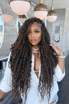 Braided hairstyles are making a powerful comeback, thanks to the versatility and added volume that hair extensions provide. Whether you're aiming to protect your natural hair, add length, or simply switch up your look, braided styles offer a timeless and practical solution. Explore our Top 17 Braided Hairstyles Using Hair Extensions, complete with product recommendations…….. Read More->  📌Save this pin for Later #braids #braidedhairstyle #hairidea #hairstyles #fauxlocs #goddessboxbraids #boxbraidshairstyles #slrawvirginhair #foryoupage #womenshair Faux Loc, Meagan Good, Braided Cornrow Hairstyles, Protective Hairstyles Braids, Beautiful Braids, Locs Hairstyles, Goddess Braids