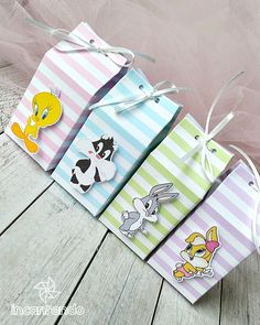 Porta caramelle milk tema baby Looney Tunes per la piccola Rachele - Baby Looney Tunes milk boxes

#incartando_incantando #festababylooneytunes #portacaramellebabylooneytunes #scatolinebabylooneytunes #babylooneytunesboxes #babylooneytunes #looneytunes #milkboxes #scatolinemilk #compleannobabylooneytunes #festadicompleanno #babylooneytunesparty #looneytunesparty #looneytunesbirthday Looney Toons Baby Shower Ideas, Looney Tunes Party Decorations, Baby Looney Tunes Birthday Party, Looney Tunes Birthday