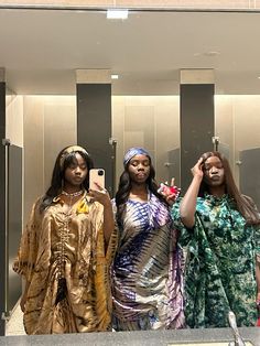 Cultural Outfits African Fashion, Rich Nigerian Aesthetic, African Cultural Clothing, Burundi People, Nigeria Culture, Auntie Aesthetic, Nigerian Art, Ashanti People, Nigerian Culture