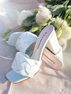 Diy Heels, Shoes Fashion Photography, Fancy Heels, Fairy Shoes, Cute Shoes Heels, Fashion Shoes Sandals, Shoes Heels Classy, Shoes Photography, Fashion Slippers