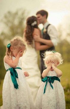 Cute girls white and green #weddings #flowergirls - www.myweddingconcierge.com.au Funny Wedding Photos Poses, Funny Wedding Pictures, Funny Wedding Photos, Romantic Wedding Photos, Romantic Photos, Ideas Photography