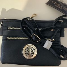 Black, New Condition. Elegant Bags With Zipper Closure For Night Out, Black Leather Jewelry, Michael Kors Mini Backpack, Ralph Lauren Handbags, Navy Bag, Studio Bag, Mini Coin Purse, Guess Bags, Zipper Tote Bag