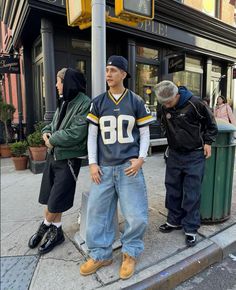 #outfits #outfitoftheday Timbs Outfit Men, Jersey Outfit Men, Timbs Outfit, Calm Fits, Black Outfit Men, Jersey Fashion, Y2k Party, Jersey Outfit