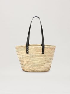 Classic Straw Tote Bag For Everyday Use, Classic Rectangular Straw Bag For Everyday Use, Classic Bags With Leather Handles For Summer, Classic Natural Straw Bag For Travel, Classic Summer Bags With Leather Handles, Classic Natural Straw Travel Bag, Classic Natural Straw Bag For Everyday Use, Classic Shoulder Bag For Everyday Summer Use, Classic Summer Shoulder Bag For Everyday