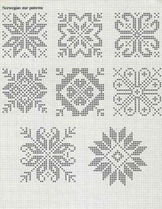 cross stitch snowflakes are shown in different sizes and shapes, including one for the center