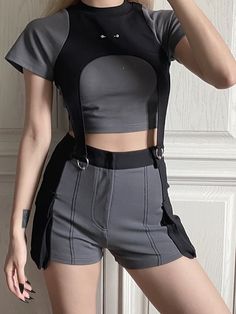 Features: It features high waist shorts, pocket on both sides.  Attention: This price includes a pair of shorts only, others are not included.  Size Chart:   	 		 			Size(cm) 			XS 			S 			M 			L 		 		 			Waist 			60.5 			63 			65.5 			68 		 		 			Hip 			79.5 			82 			84.5 			87 		 		 			Shorts Length 			31.4 			32 			32.6 			33.2 		 	   (Inevitable measurement error 2-3cm.) Trendy High-waist Shorts For Alternative Fashion, Trendy High Waist Shorts For Alternative Fashion, Trendy Shorts For Summer Alternative Fashion, Trendy Summer Shorts For Alternative Fashion, Grunge Style Shorts For Alternative Fashion, Punk Style Shorts With Belt Loops For Summer, Punk Style Summer Shorts With Belt Loops, Edgy Summer Shorts With Pockets, Punk High Waist Shorts With Pockets