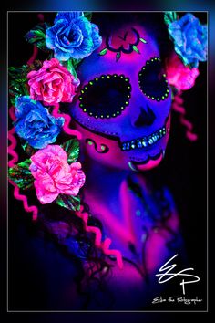 Sugar Skull Face Paint, Skull Face Paint, Glow In Dark Party, Sugar Skull Face, Blacklight Party, German Beauty, Mexican Holiday