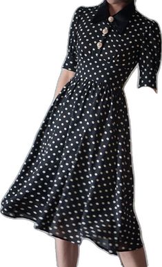 夜会服姿の水玉レトロワンピース Retro V-neck Polka Dot Dress, Retro Polka Dot V-neck Dress, Vintage V-neck Polka Dot Dress, Spring Polka Dot Fitted Midi Dress, Retro Black Fit And Flare Dress, Chic A-line Polka Dot Dress, Fitted 1950s Style Polka Dot Dress, Fitted Polka Dot Dress In 1950s Style, Retro Fitted Polka Dot Vintage Dress