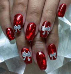 Winter Nail 2023, Nails Ideas Christmas, Nail Design Winter, Christmas Nails Short, Pink Christmas Nails, Winter Nail Design, Acrylic Nail Designs Coffin, Disney Acrylic Nails, Nail Designs Ideas