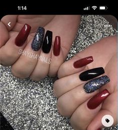 Elegant Vegas Nails, Red Nail Designs Fall, Black Sparkle Nails Acrylic, Red Nails Glitter, Sassy Nails, Fancy Nails Designs, Red Nail Designs, Nails Glitter