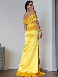 Sheath/Column Satin Ruched Off-the-Shoulder Sleeveless Sweep/Brush Train Dresses Evening Dresses Cocktail, Winter Fabric, Wedding Bridesmaid Dresses, Cocktail Dress Party, Special Occasion Dresses, Autumn Summer, Summer Fall, Occasion Dresses, Mother Of The Bride