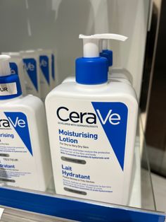 Lait hydratant Cerave 💙 Christmas Photography, Mens Skin Care, Body Hair, Care Routine