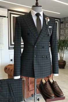 Hal New Arrival Deep Gray Peaked Lapel Double Breasted Plaid Business Suits Stylish Mens Suits, Suits Men Business, Mens Business, Classy Suits, Wedding Suits Groom, Business Suits, Plaid Suit, Prom Suits, Slim Fit Suits