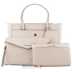 Dimensiuni: 40 x 27 x 14 cmCuloare: CremModel: Geanta de umarStil: CasualMaterial: Piele ecologicaCompartimente: 1Sistem inchidere: FermoarDetalii: Logo Michael Kors, Compozitie: Poliuretan Louis Vuitton, Marketing