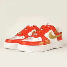 Look chic and modern wearing the Chinese Red Orange Custom Air Force 1. It features a unique, eye-catching design with a red and orange pattern that'll make your outfit stand out. Crafted with quality materials, you can enjoy comfort and durability with this stylish shoe. - Exactly as shown in the pictures. - Brand New & Authentic. 💯 - Hand Painted with attention to detail. 👨‍🎨 - Waterproof and Flexible. ❤️ - Unisex model. Please refer to the Size Chart. - Free Worldwide Shipping. ✈︎ Custom Air Force 1, Orange Pattern, Artist Gifts, Custom Sneakers, Stylish Shoes, Air Force 1, Walk On, Custom Shoes, Force