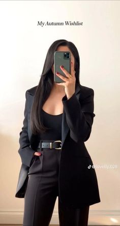 Proffesional Woman Outfits, Blazer Looks For Women, Chic Classy Outfits, Job Clothes, Look Legging, Cocktail Outfit, Professional Outfits Women, Modest Dresses Casual, Business Casual Outfits For Work