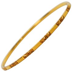 This simple but elegant eighteen karat 18K yellow gold bangle bracelet is sure to get compliments. Stylishly slim and lends just the right touch of gold to any look. Measures 2-3/8 inches in diameter, made for smaller wrists. Inside circumference is 6-3/4 inches. Solid construction, easy slip on style. In gift box. Modern Bangle, Ruby Bangles, Boho Style Design, Classic Bangles, Retro Bracelet, Yellow Gold Bangle, Bangles Design, Diamond Bangles Bracelet, Enamel Bangle