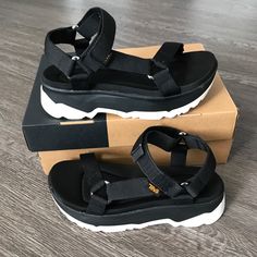 New Teva Judito Universal Sandal Size 7 In Women Color Black Quick Dry Webbing Upper Easy Hook And Loop Closure Memory Foam Footbed Eva Midsole Rubber Outsole Sz Tag Are Marked With Red To Prevent Store Returns Black Teva, Teva Shoes, Hook And Loop, Woman Colour, Women's Shoes Sandals, Quick Dry, Memory Foam, Black Color, Shoes Sandals