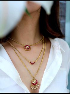 Minimal Indian Jewellery, Rajasthani Jewellery, Maharashtrian Jewellery, Necklace Set Gold, New Gold Jewellery Designs, Bridal Jewelry Vintage