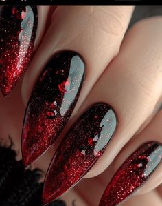 Goth Red Nails, Black Red And Gold Nails, Vampire Nails, Red Nail Art, Edgy Nails, Goth Nails, Faded Hair, Wedding Nail, Red Nail Designs