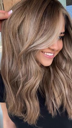 Dark Blonde Hair By Hair Pattern, Ash Blonde Brown Hair Highlights, Soft Brown Hair With Babylights, Natural Light Brown With Highlights, Vanilla Mocha Bronde Hair, Balayage On Virgin Brown Hair, Hair Ideas For Summer Color, Mouse Blonde Balayage, Brown Balayage For Fair Skin