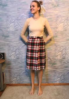 "Vintage Checkered Skirt 80s Women White Red Skirt Tartan Skirt Wool Blend Kilt Pleated Skirt Size Medium to Large High Waist Skirt Label size: EUR 40 Estimated size: M/L Material: 67% Polyester; 33%Songerfasern Measurements: Length: 25,5\" / 65 cm Waist: 14\"+2\" / 35 cm +5cm adjustable *Measurements taken while garment lay flat, to get girth you need to double Please check measurements to insure a proper fit. Remember to allow yourself some extra room for movement. You can compare these with s Retro Red Skirt For Fall, Red Retro Mini Skirt Skort, Red Retro Mini Skort, Retro Red Mini Skort, Retro Lined Skirt For Winter, Retro Pleated Mini Skirt, Retro Winter Lined Skirt, Retro Knee-length Pleated Skirt, Retro Full Mini Skirt With Lining