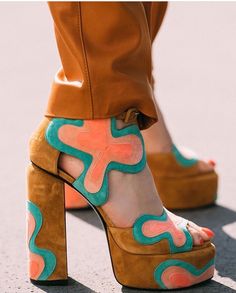 Funky Shoes, Fancy Shoes, Aesthetic Shoes, Crazy Shoes, Pretty Shoes, Dream Shoes, Small Things, 70s Fashion