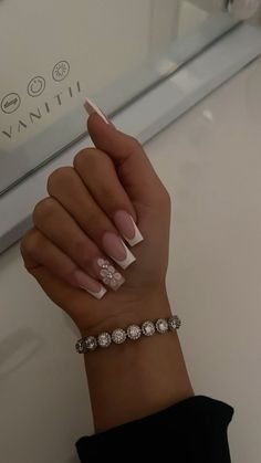 White Nails With Rhinestones, Nails With Rhinestones, Baddie Nails, Rhinestone Nails, White Nails, Gel Nails, Van