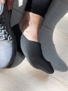 Stay fresh through the long day ahead with these Japanese no-show socks. Woven with antibacterial Sasawashi threads and stretchy nylon, these high-performance unisex socks naturally wick away moisture and neutralize odors from feet. The low, no-slip cut blends seamlessly under loafers or dress shoes, making them perfect for the summer season. About SasawashiSasawashi was founded as a reaction to the wastefulness and ephemeral lifespan of the textile industry. Made from absorbent washi paper thre Breathable Comfortable No-show Socks, Casual Lightweight Anti-odor Socks, Lightweight Comfortable No-show Socks, Comfortable No-show Cotton Socks, Lightweight Sporty No-show Socks, Textile Industry, Plant Fibres, Washi Paper, Stay Fresh