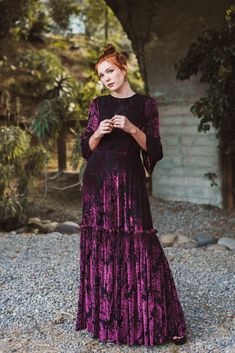 This luscious ruffled maxi dress features a hook & eye neck closure, pockets and a black jersey slip. Made from a gorgeous, lightweight burnout velvet and lots of love! XS: 0-2, S: 4-6, M: 8-10, L: 12-14, XL: 16/18 Witchy Outfits, Witchy Boho, Style Inspiration Edgy, Black Tie Formal, Oh My Goddess, Burnout Velvet, Witch Fashion, Black Kimono, Velvet Maxi Dress