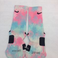 Shop for Roshe Shoes At Running shoes store. Browse a variety of styles and order online. Dri Fit Socks, Outfit Nike, Tie Dye Socks, Nike Outlet, Nike Shoes Cheap, Nike Elite