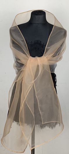 A very elegant organza shawl for your wedding party or evening dress. Made of light organza, slightly sparkles on the sun or light. Color: champagne / rose gold ( other colors are available ) Size : 200 cm x 45 cm You can use it as a wrap, shawl or stola. WE have matching bags in our Etsy Shop! WE accept credit cards! Organza Shawl, Scarf Shrug, Evening Shawls And Wraps, Star Shawl, Prom Garters, Rose Gold Dress, Wedding Shrug, Evening Shawls, Bolero Wedding