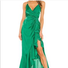 Nwot Bought For A Wedding And Never Wore It. Size Xxs But It Fit Me (Size 2/4) Green Backless Gown For Wedding, Green Backless Maxi Dress For Wedding, Backless Green Maxi Dress For Wedding, Los Angeles Lifestyle, Friends Dresses, Tiered Maxi Dress, Draped Dress, Revolve Clothing, Lovely Dresses