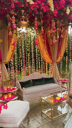 Wedding Setup, Wedding Decor Photos, Tafel Decor, Desi Wedding Decor, Mandap Decor, Mehndi Decor, Wedding Planning Decor