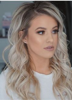 Halloween Hairstyles, Ombré Hair, Brown Blonde Hair, Ombre Hair Color, Halloween Hair, Halloween 2020, Blonde Hair Color, Hair Skin, Ombre Hair