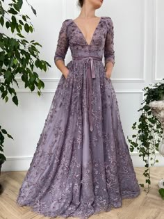 Haute Couture Gowns, Soiree Dress, Gaun Fashion, Prom Dresses Gowns, Glamour Dress, Lilac Dress, Couture Gowns, Lace Gown